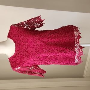 Philosophy lace short sleeve blouse with lining. Size small.